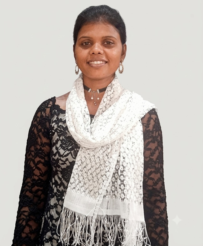 Madhusmita Nayak - Full time Baby Sitter in malad west in Mumbai
